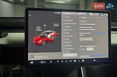 Седан Tesla Model 3 2018 в 