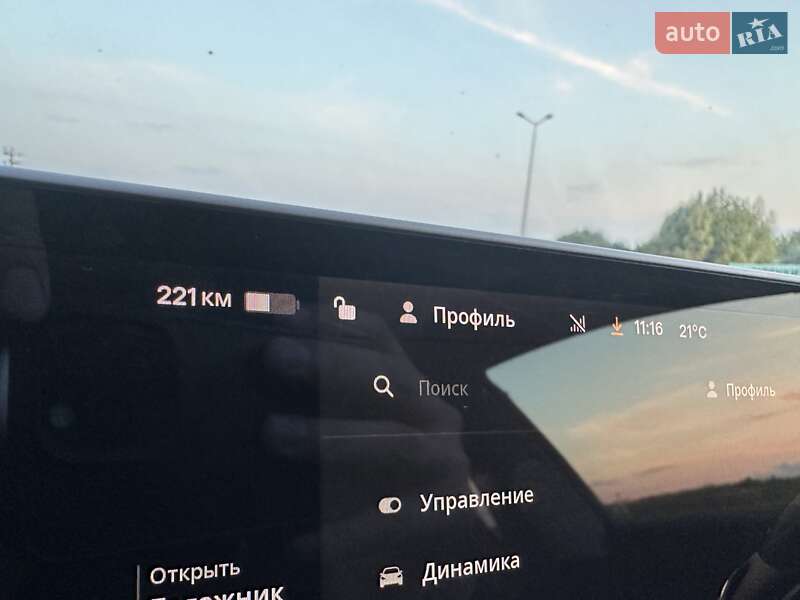 Седан Tesla Model 3 2019 в Рівному