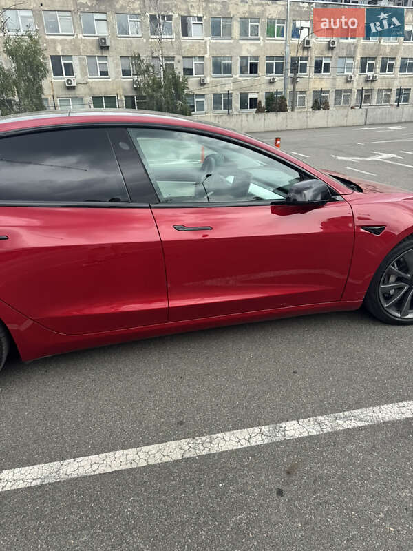 Седан Tesla Model 3 2018 в Києві