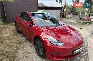 Седан Tesla Model 3 2020 в 