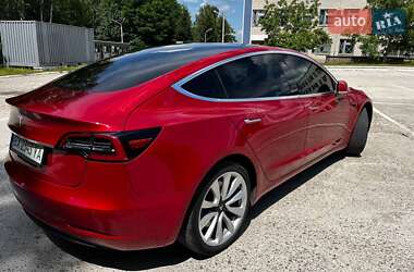 Седан Tesla Model 3 2019 в 