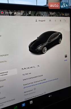 Седан Tesla Model 3 2022 в 