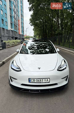 Седан Tesla Model 3 2018 в 