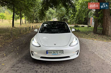 Седан Tesla Model 3 2018 в 