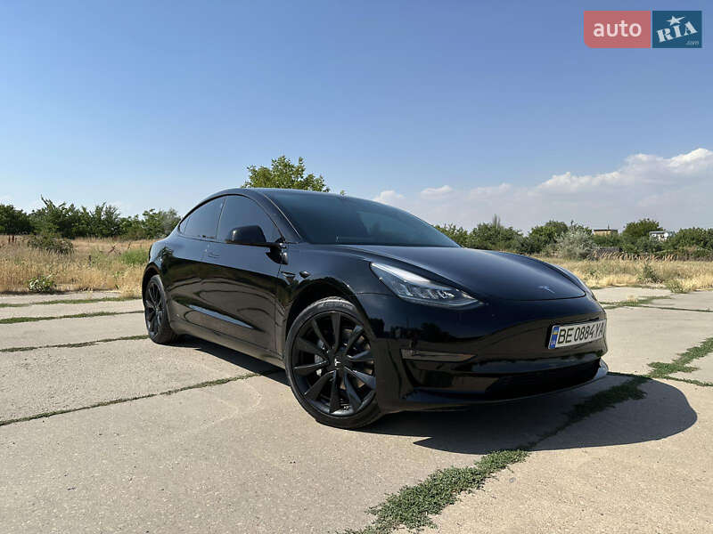 Tesla Model 3 2019