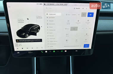 Седан Tesla Model 3 2019 в 