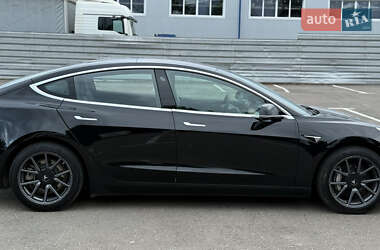 Седан Tesla Model 3 2018 в 