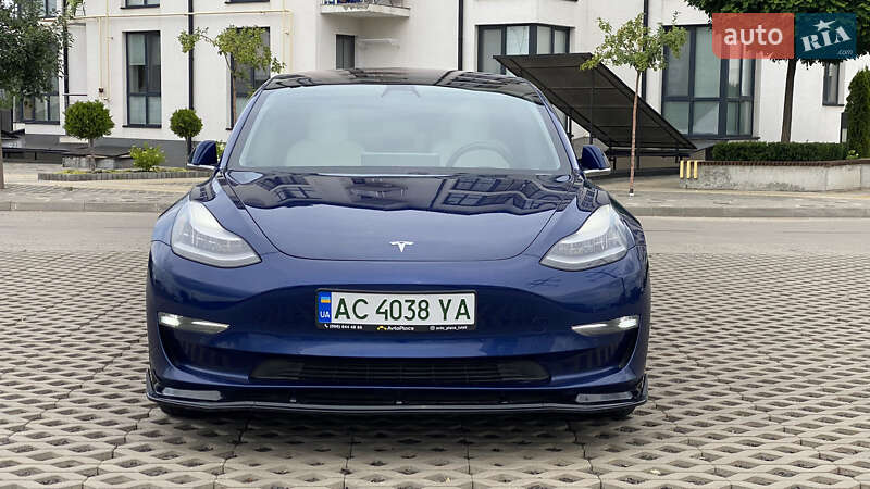 Седан Tesla Model 3 2018 в Луцке фото 38 Седан Tesla Model 3 2018 в Луцке