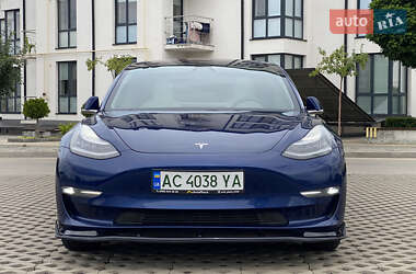 Седан Tesla Model 3 2018 в 