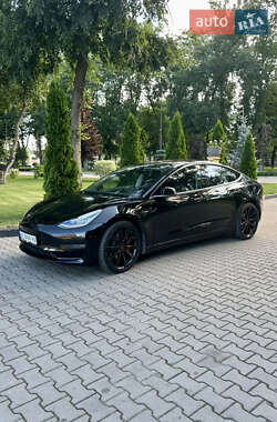 Седан Tesla Model 3 2018 в Кропивницком