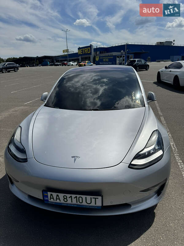 Tesla Model 3 2018