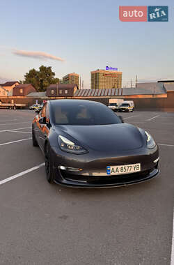 Седан Tesla Model 3 2023 в Киеве фото 3 Седан Tesla Model 3 2023 в Киеве