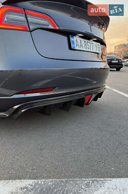 Седан Tesla Model 3 2023 в Киеве фото 17 Седан Tesla Model 3 2023 в Киеве