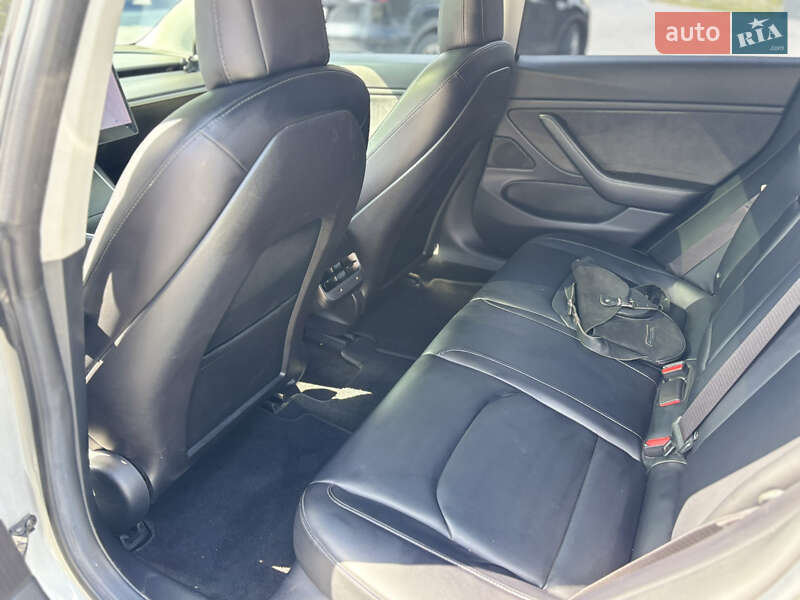 Седан Tesla Model 3 2018 в Каменец-Подольском