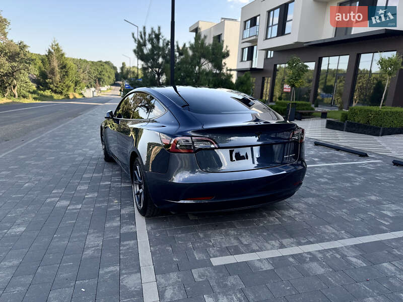 Седан Tesla Model 3 2021 в Ужгороде фото 4 Седан Tesla Model 3 2021 в Ужгороде
