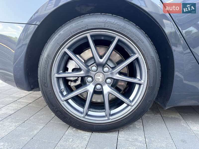 Седан Tesla Model 3 2021 в Ужгороде фото 20 Седан Tesla Model 3 2021 в Ужгороде