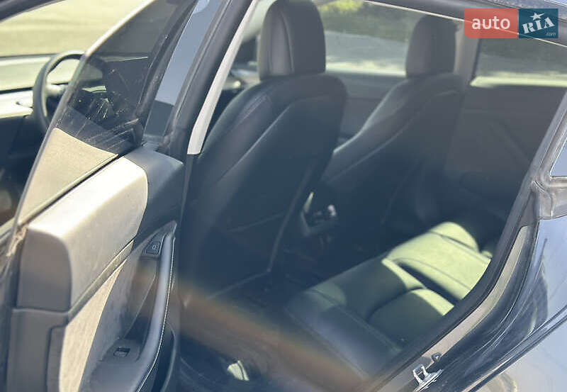 Седан Tesla Model 3 2022 в Хмельницькому