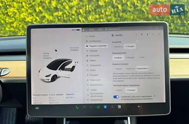 Седан Tesla Model 3 2019 в 