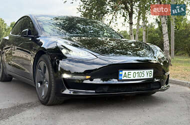 Седан Tesla Model 3 2020 в 