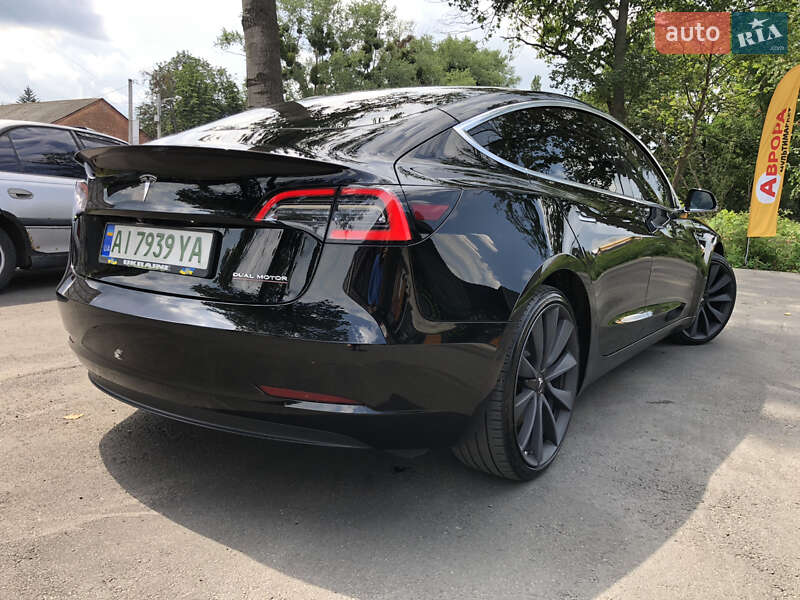 Tesla Model 3 2019