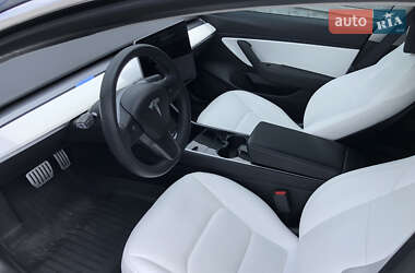 Седан Tesla Model 3 2019 в Киеве