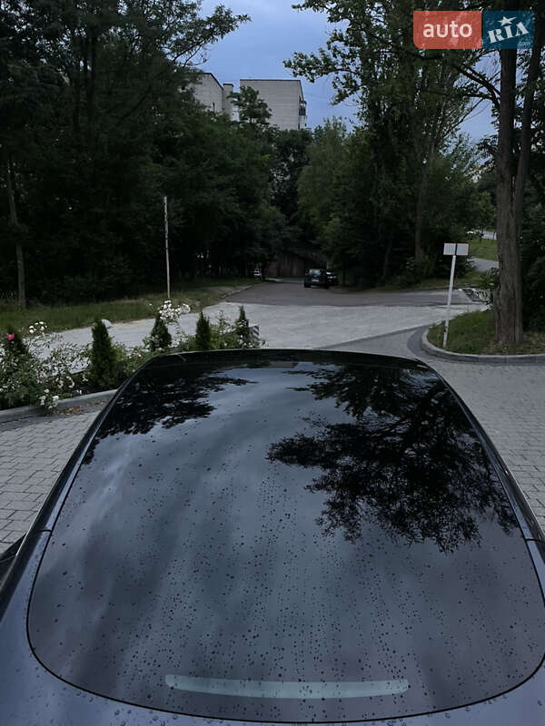 Седан Tesla Model 3 2020 в Львове