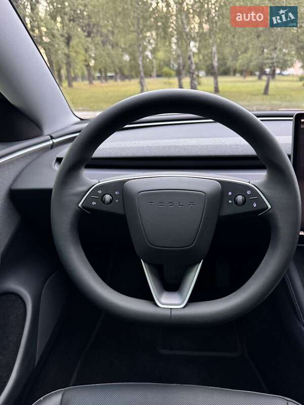 Седан Tesla Model 3 2024 в Кременчуці фото 13 Седан Tesla Model 3 2024 в Кременчуці