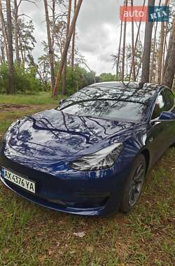 Седан Tesla Model 3 2018 в Харькове