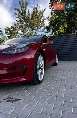 Седан Tesla Model 3 2018 в 