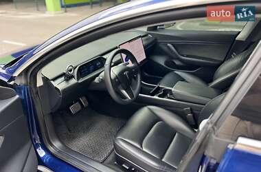 Седан Tesla Model 3 2018 в 