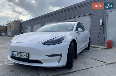 Седан Tesla Model 3 2018 в Дніпрі