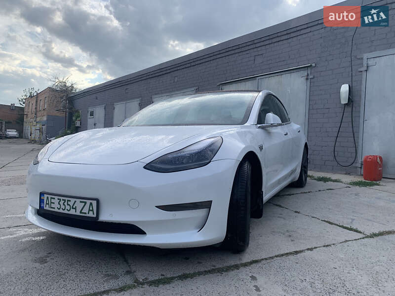 Tesla Model 3 2018