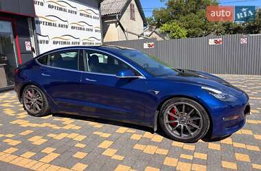 Седан Tesla Model 3 2019 в 