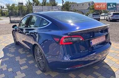 Седан Tesla Model 3 2019 в 