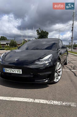 Седан Tesla Model 3 2019 в Киеве