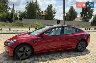 Седан Tesla Model 3 2020 в 
