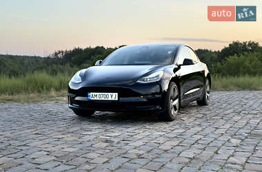 Седан Tesla Model 3 2018 в Житомире