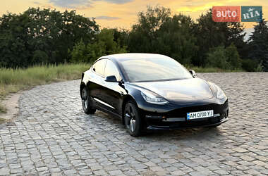 Седан Tesla Model 3 2018 в 