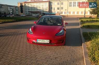 Седан Tesla Model 3 2018 в 