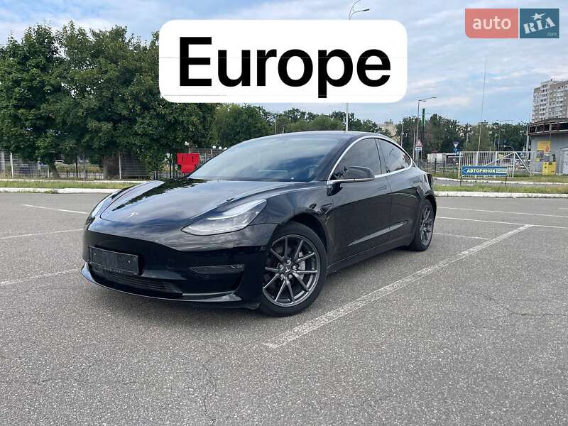 Tesla Model 3 2019