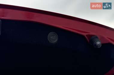 Седан Tesla Model 3 2024 в 