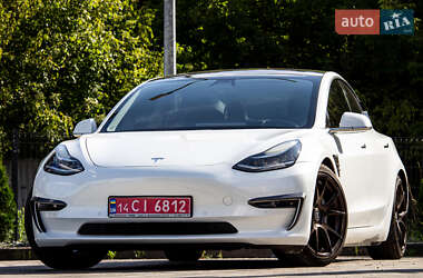 Седан Tesla Model 3 2018 в 