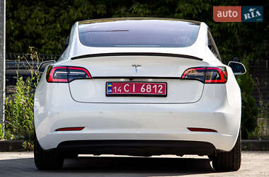 Седан Tesla Model 3 2018 в 