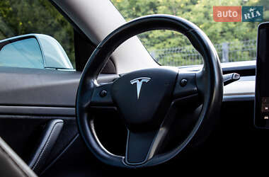 Седан Tesla Model 3 2018 в 