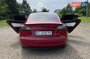 Седан Tesla Model 3 2019 в Львове