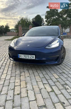 Седан Tesla Model 3 2019 в 