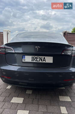 Седан Tesla Model 3 2018 в 