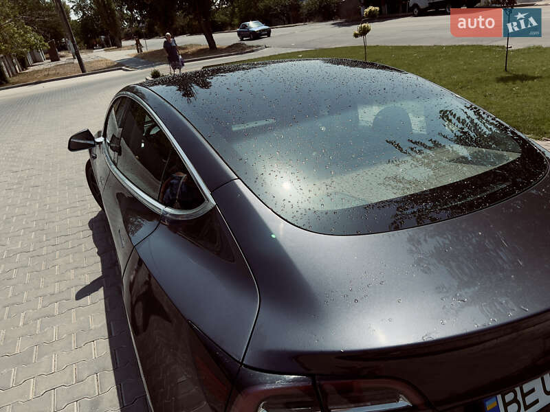 Седан Tesla Model 3 2020 в Николаеве