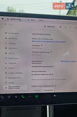 Седан Tesla Model 3 2019 в 