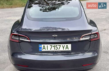 Седан Tesla Model 3 2019 в 